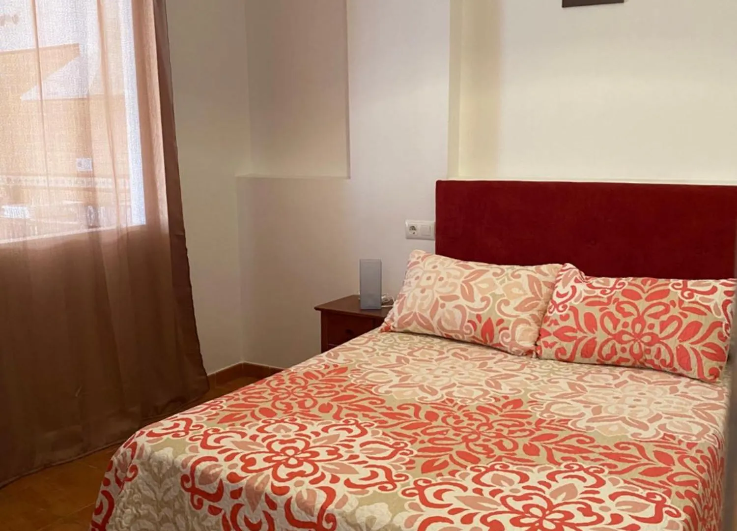 Apartahotel 4 Vientos Prado Del Rey 2*,